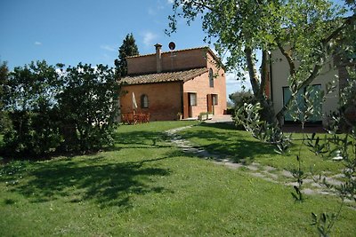 Schönes Bauernhaus in Castelfiorentino mit...