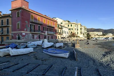 Wohnung in Genova mit Balkon und Parken