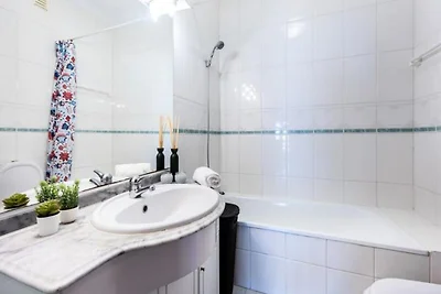 Wohnung in Lagos mit Meerblick