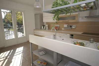 Spaziosa casa vacanze con piscina privata