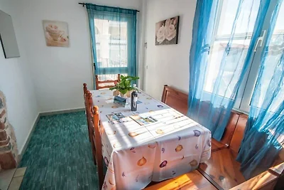 Ferienwohnung mit 2 Schlafzimmer