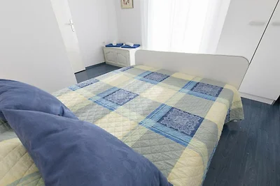 MY DALMATIA - Beach apartment Jadrija