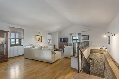 Villa a Sveti Lovreč con piscina
