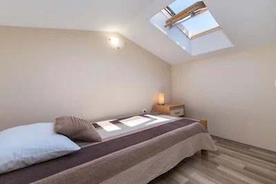 Apartments Nmn - Studio Apartment with Balcon...