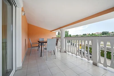 Appartement in Banjole met zwembad