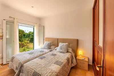 Landhaus mit Pool für 6 Gäste