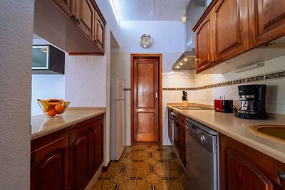Attraente casa vacanze con piscina all'aperto