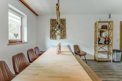 Ferienhaus mit Balkon