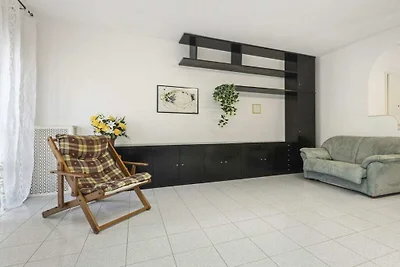 Wohnung in Bari mit Balkon und Parken