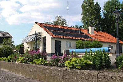 Ferienhaus in Oisterwijk mit Schwimmbad