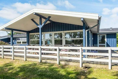 6 Personen Ferienhaus in Knebel-By Traum