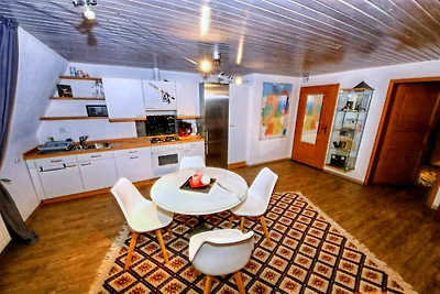 Elegante Ferienwohnung mit Außenpool...