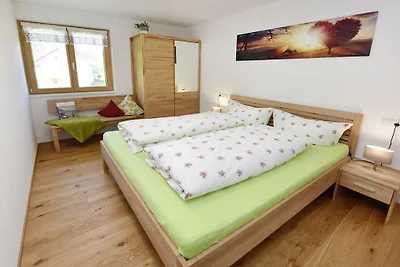 Apartament wakacyjny w Egg z basenem