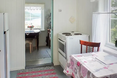 4 Personen Ferienhaus in Skatvik-By Traum