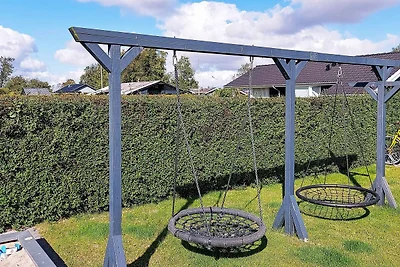 12 Personen Ferienhaus in Hadsund-By Traum
