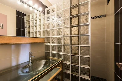 Angenehme und komfortable Wohnung · Balkon