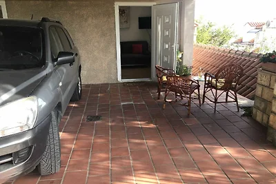 Apartment mit einem Schlafzimmer und Terrasse