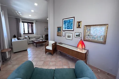 Charmante villa met gedeeld zwembad nabij Cas...