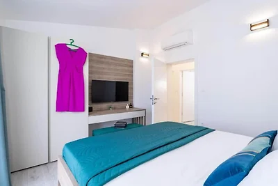 Friends & Family Home - Four Bedrooms...