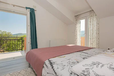 Villa Maria with Outdoor Pool - Five Bedroom ...