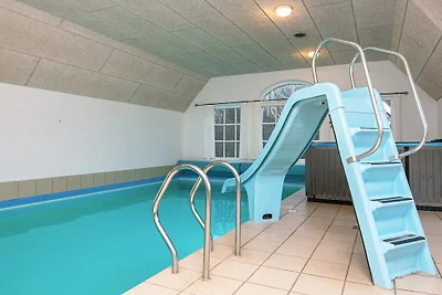 18 Personen Ferienhaus in Ulfborg-By Traum