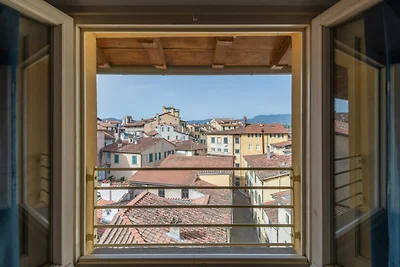 Penthouse in Lucca met Uitzicht op Stad