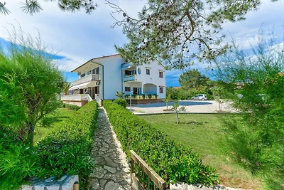 Appartamenti in Casa Liveric, Vir