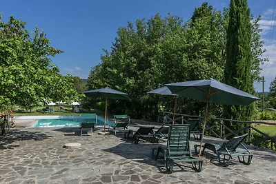Autentico agriturismo con piscina