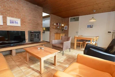 Bungalow in Den Burg met zwembad