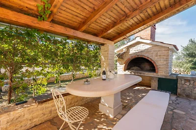 One Bedroom House with Terrace and Pool