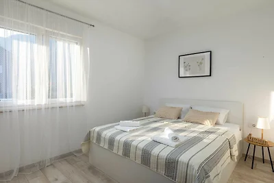 Apartment Why Not - Two Bedroom Apartment wit...