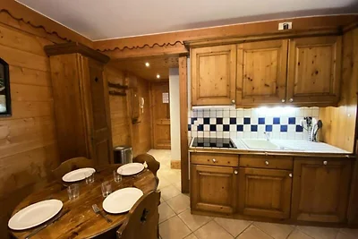 Apartment in Méribel mit Innenpool