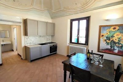 Wohnung in einem Dorf mit Swimmingpool