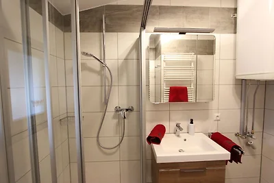 Modernes Apartment mit Blick auf den Wilden...
