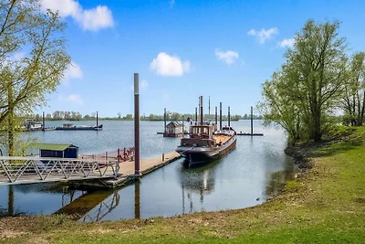 Luxuriöses Boot in Kerkdriel