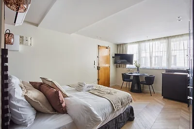 Sublieme & Nieuwe Studio Saint Germain...