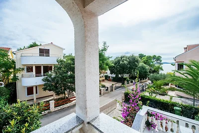 Apartment mit Balkon