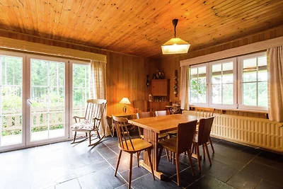 Gemütliches Chalet mit Garten am See in...