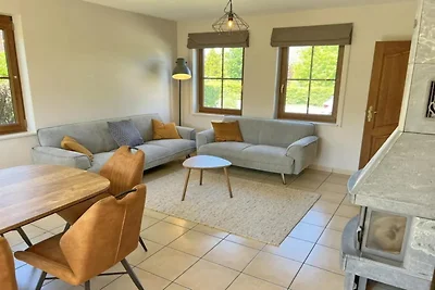 Schöne Villa ist mit allem modernen Komfort...