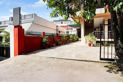 Modernes Zimmer, Ballaupur Chowk, Dehradun