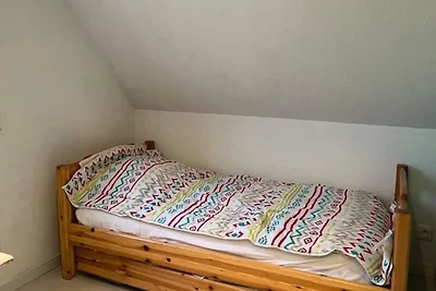 Hütte in Dünen mit Wanderwegen