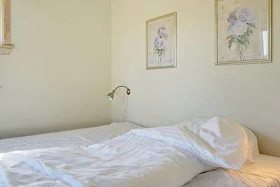 6 Personen Ferienhaus in Gudhjem-By Traum