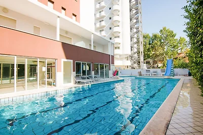Lussuoso appartamento a Rimini con piscina