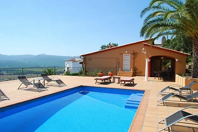 Charmante Villa mit Schwimmbad