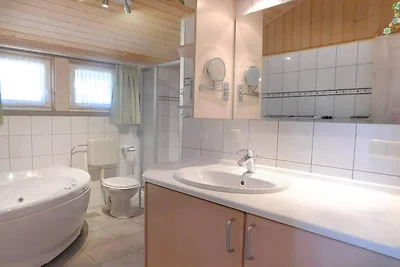 Ferienhaus mit Sauna im Ferienpark Mirow