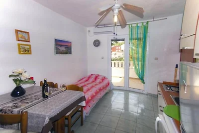 Beachfront Apartments Plaža - Two Bedroom Apa...