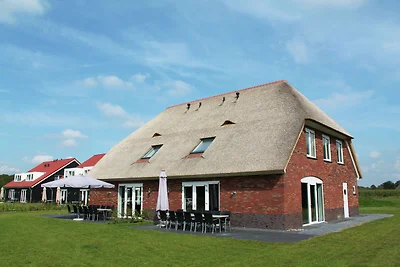 Luxuriöse Villa mit 3 Bädern, in einem...