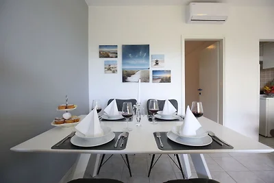 Modern appartement met  prachtig zeezicht