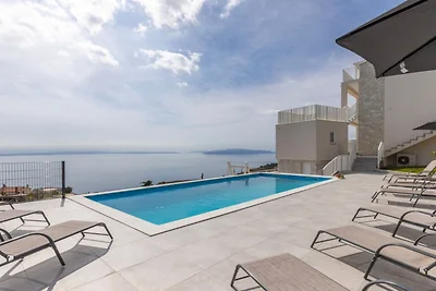 Apartments Bregha - Three Bedroom Apartment w...