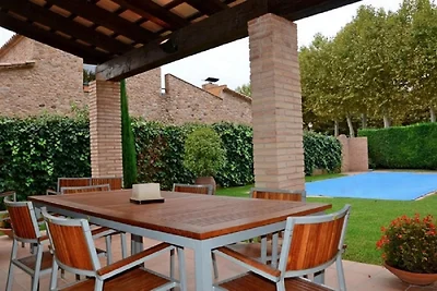 Villa a Peratallada con piscina privata